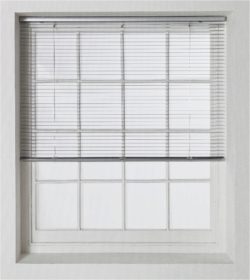 Heart of House Cordless Venetian Blind - 3ft - Aluminium.